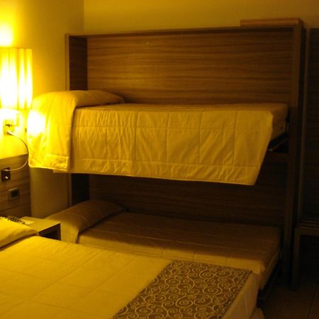 มอริสสัน เอ็กซ์คลูซีฟ รูม Hotel โรม ห้อง รูปภาพ