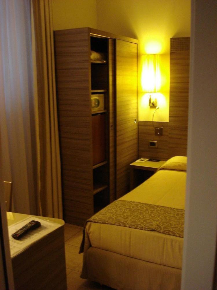 มอริสสัน เอ็กซ์คลูซีฟ รูม Hotel โรม ภายนอก รูปภาพ