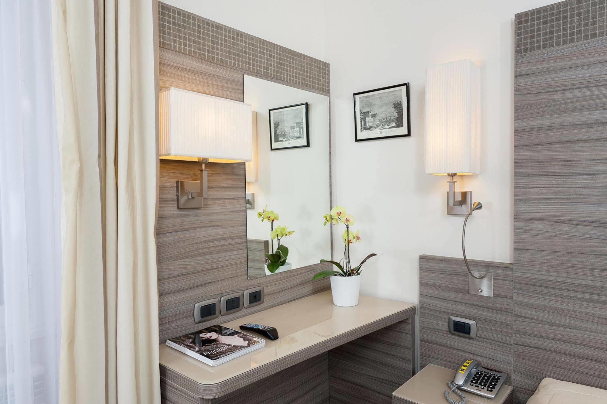 มอริสสัน เอ็กซ์คลูซีฟ รูม Hotel โรม ภายนอก รูปภาพ