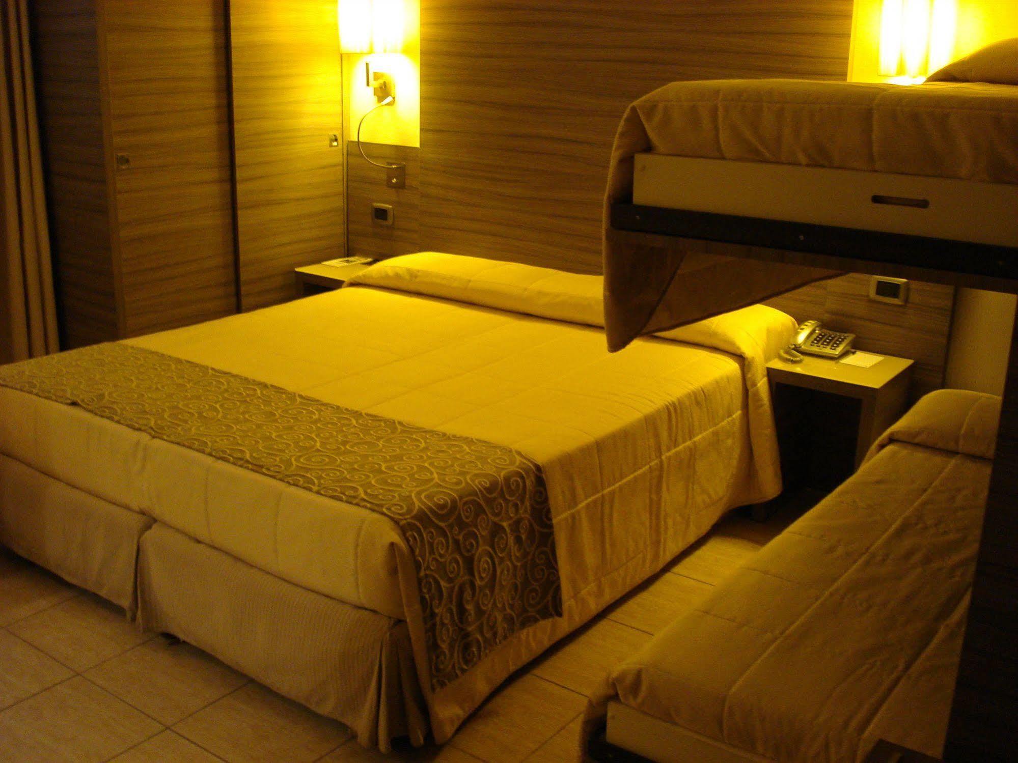 มอริสสัน เอ็กซ์คลูซีฟ รูม Hotel โรม ภายนอก รูปภาพ
