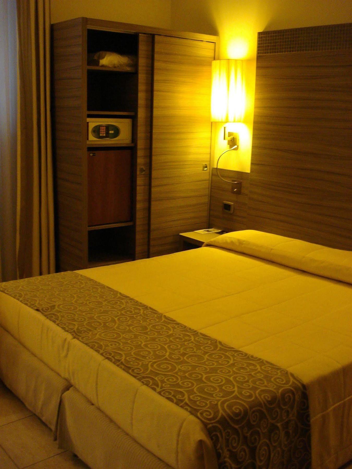 มอริสสัน เอ็กซ์คลูซีฟ รูม Hotel โรม ภายนอก รูปภาพ