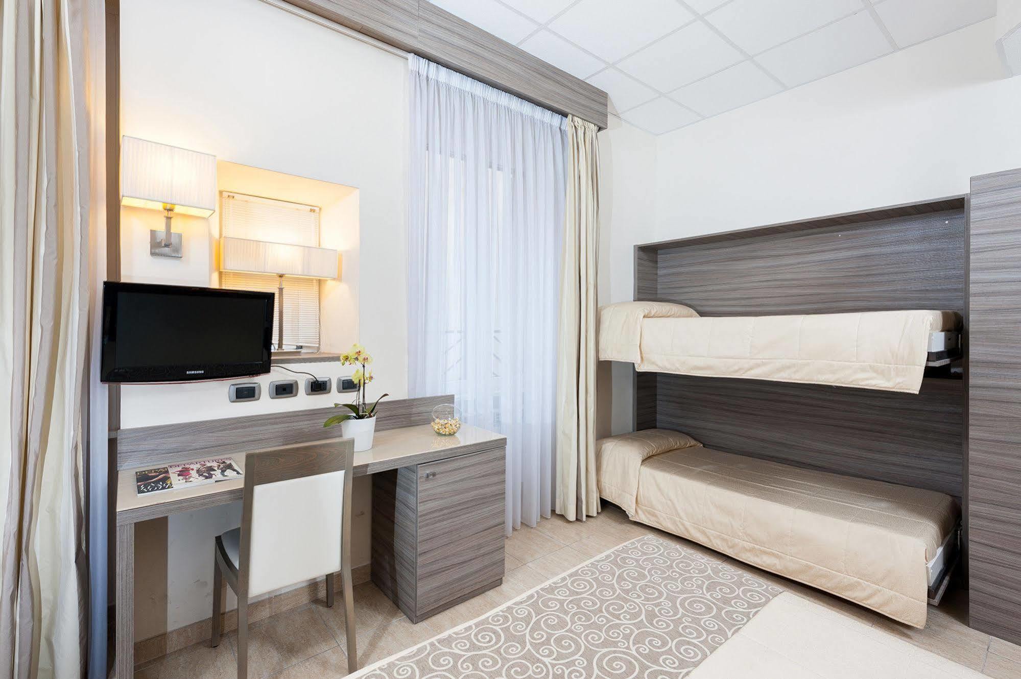 มอริสสัน เอ็กซ์คลูซีฟ รูม Hotel โรม ภายนอก รูปภาพ