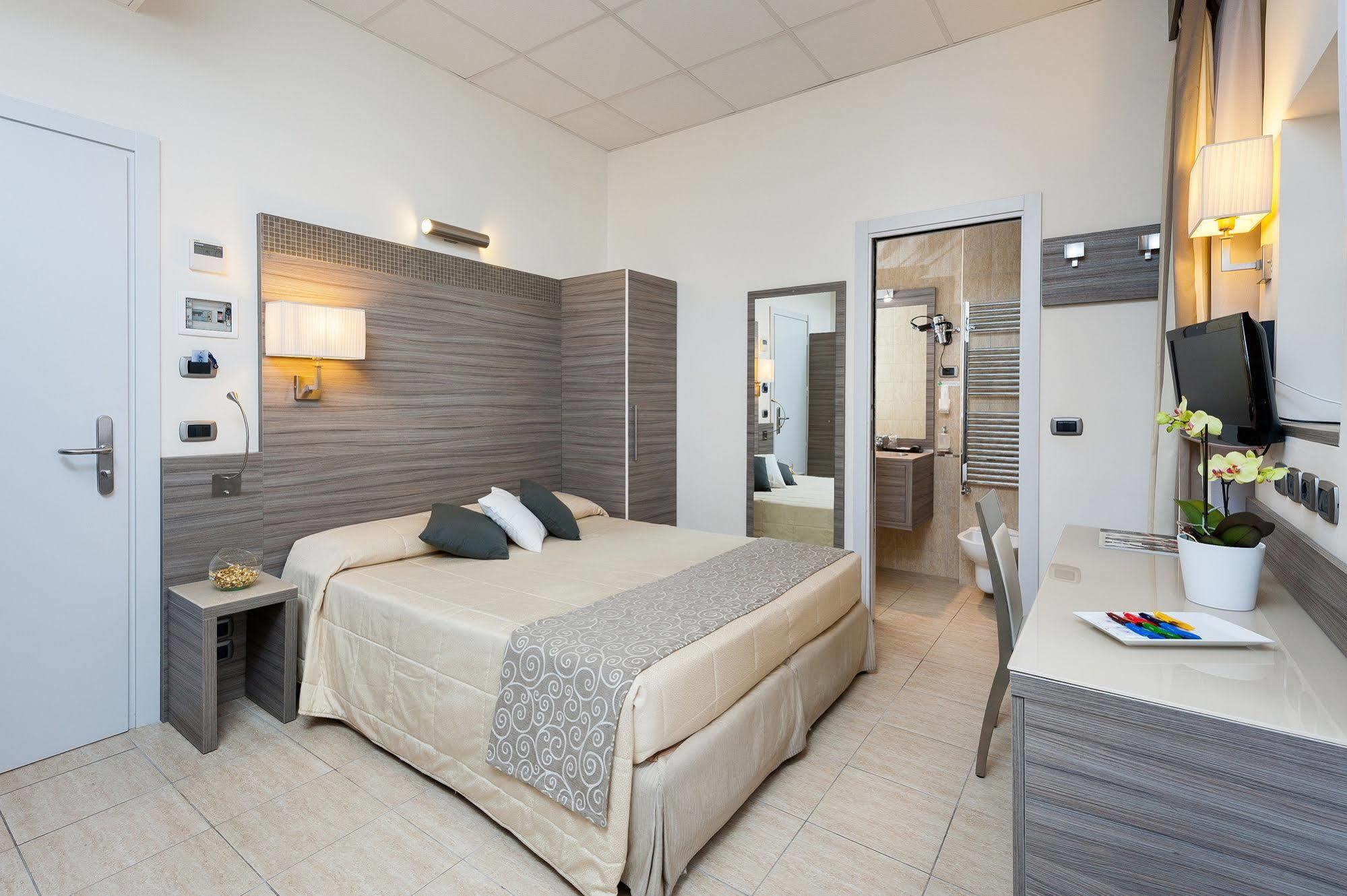 มอริสสัน เอ็กซ์คลูซีฟ รูม Hotel โรม ภายนอก รูปภาพ